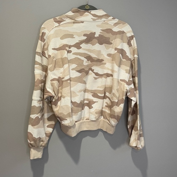 Divided Camo Half-Zip - Picture 3 of 4